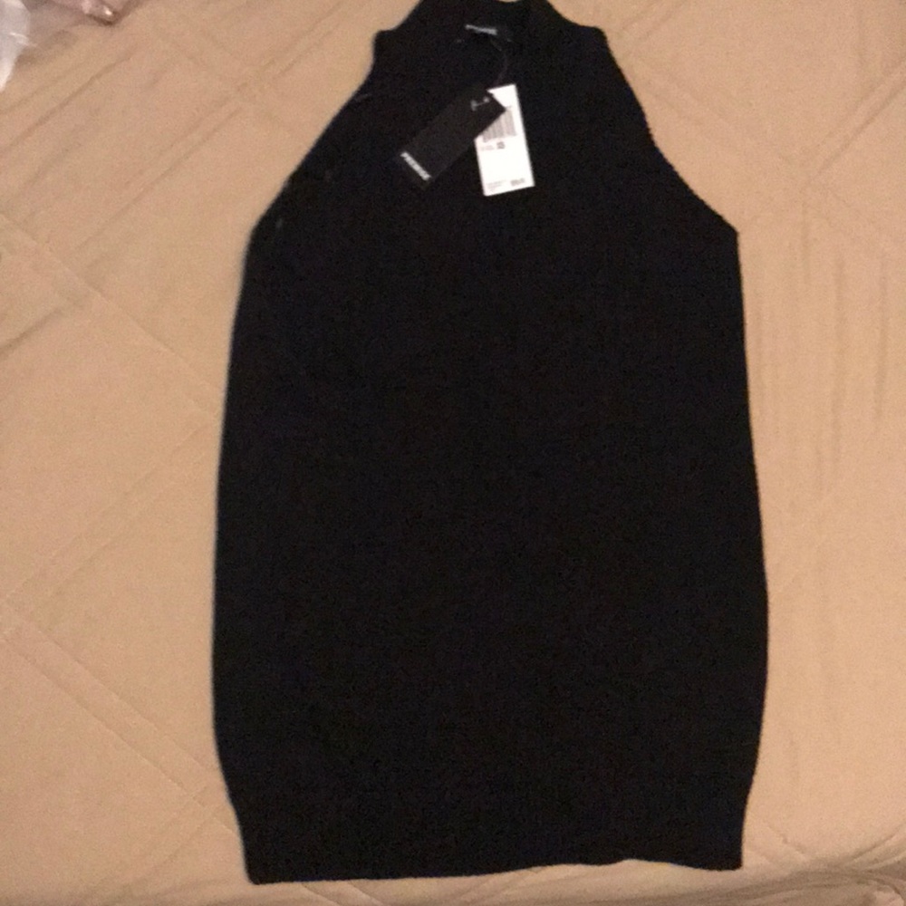 Sleeveless turtleneck sweater xs premise